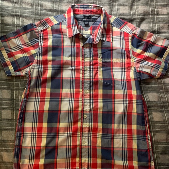 Boys shirt - Picture 1 of 3